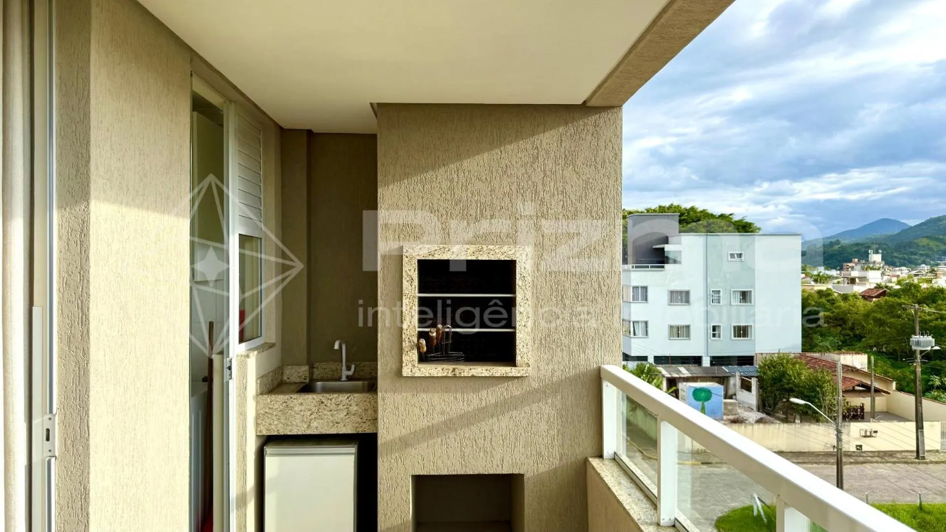 Aconchegante Apartamento Na Praia De Bombas Com Otima Localizacao. Bombinhas 0*,  Brazília